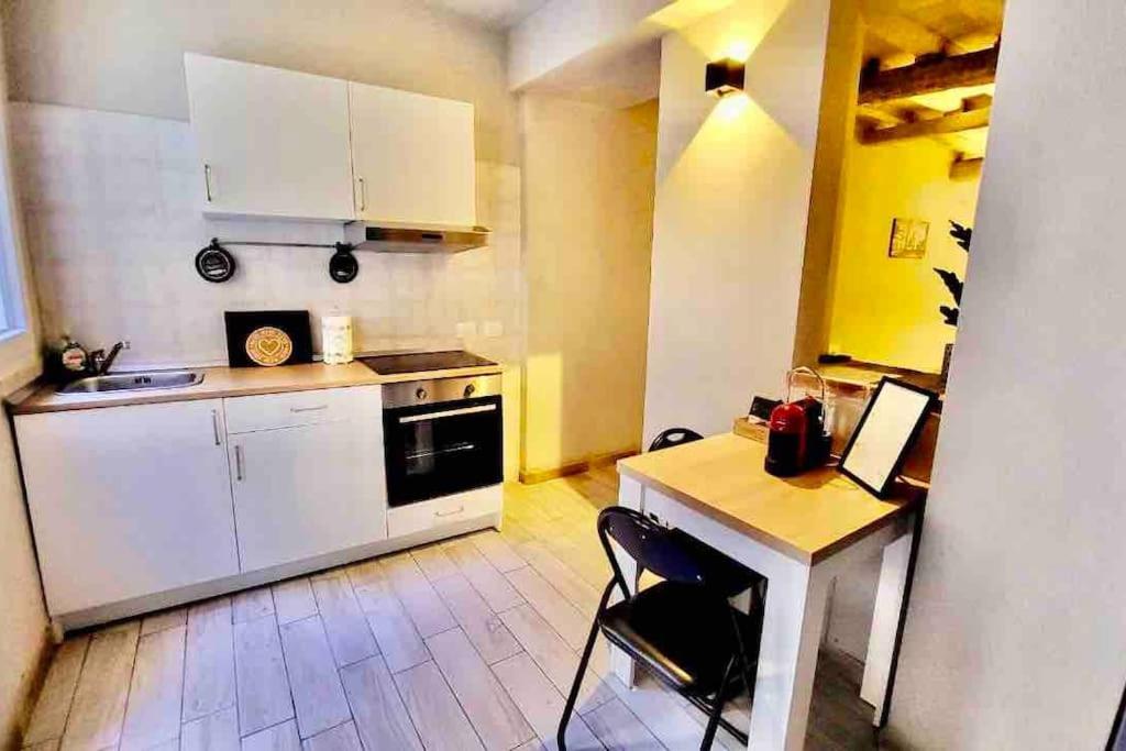 Apartamento " In Centro Da Marghe" By Revenue House Parma Exterior foto
