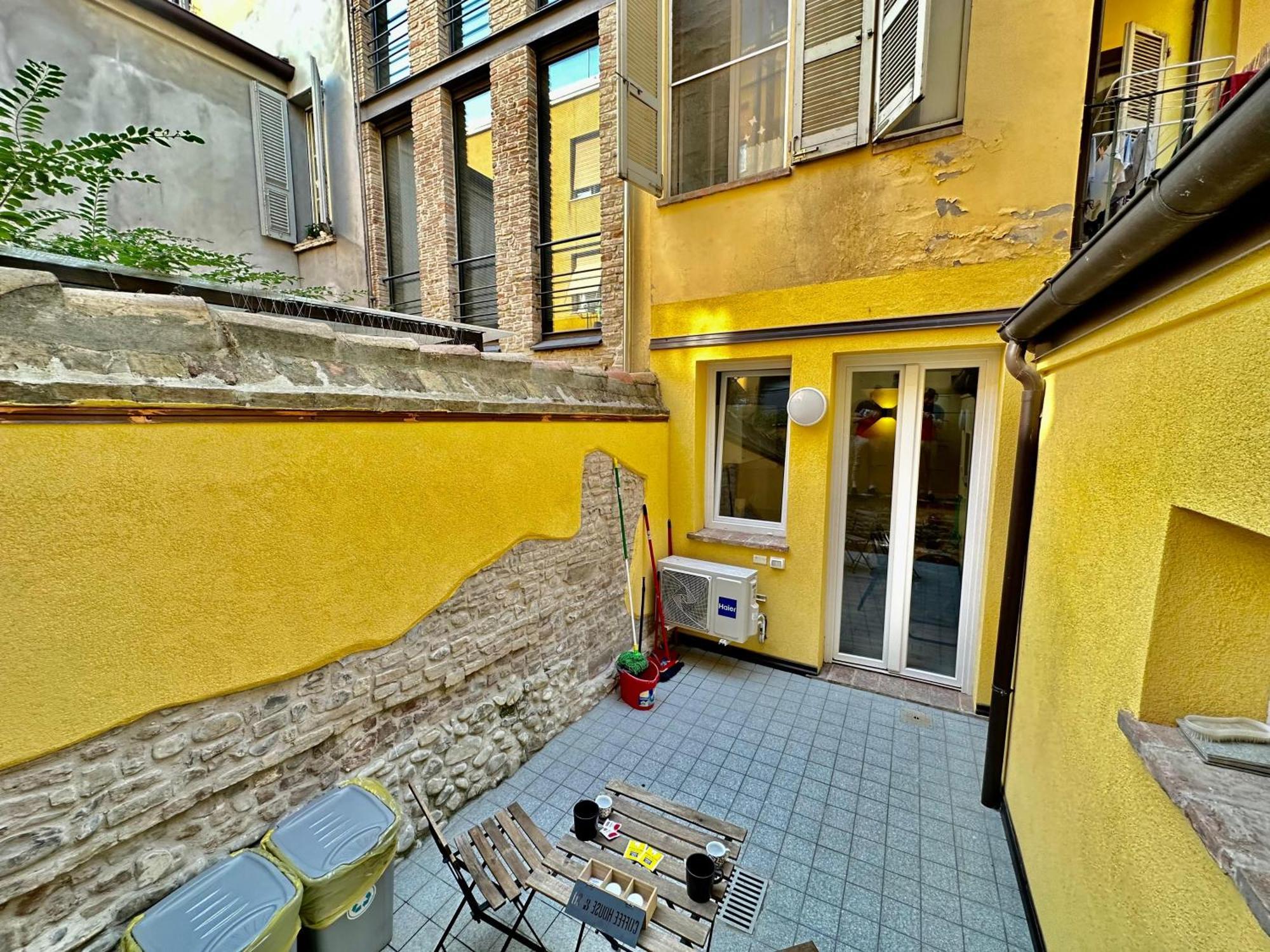 Apartamento " In Centro Da Marghe" By Revenue House Parma Exterior foto